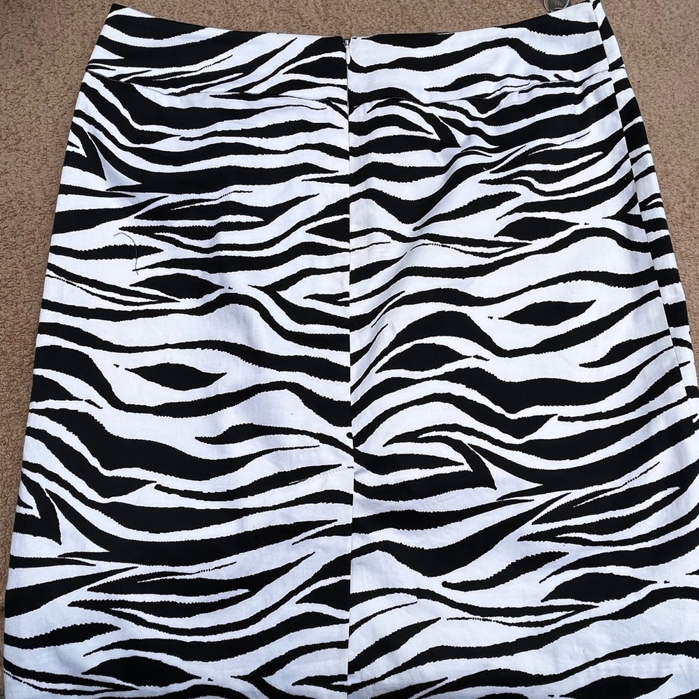 Zebra pencil skirt